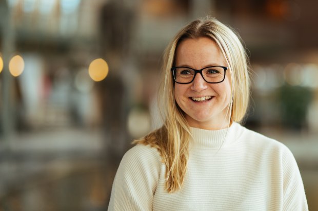 Photo of Hege Torsvik, who works with UX design in Equinor